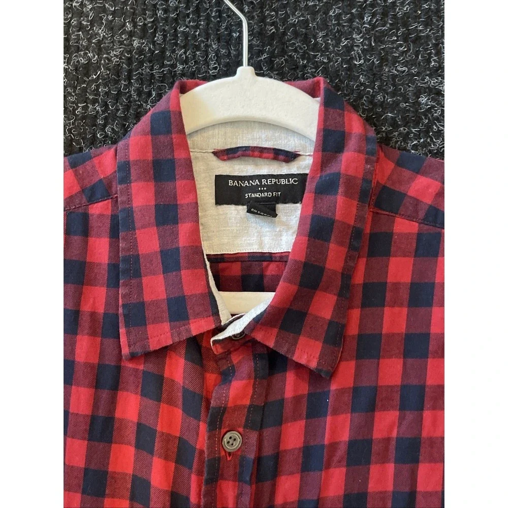 Banana Republic Mens M Plaid Red Black Cotton Button Down Long Sleeve Shirt